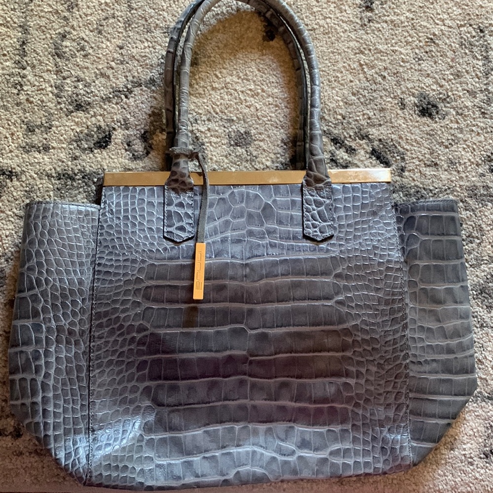 INNUE CROC EMBOSSED LEATHER TOTE PURSE